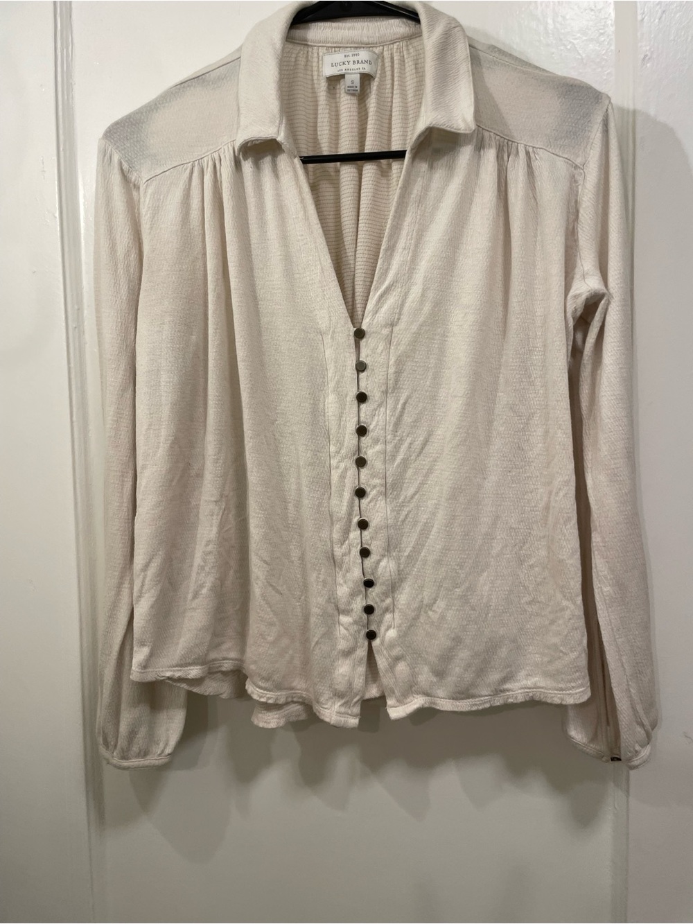 Lucky Brand Cream Textured Button-Front Long Sleeve Shirt